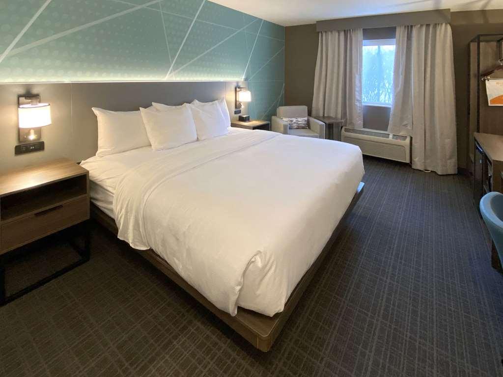Comfort Inn & Suites Saratoga Springs Pokój zdjęcie